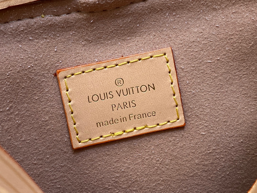 Louis Vuitton Bucket Bags